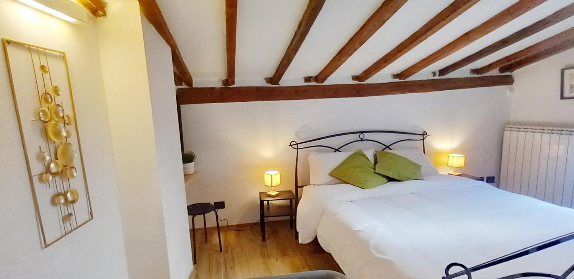 Appartamento Tuscan Loft - 7 Guests With Patio Firenze